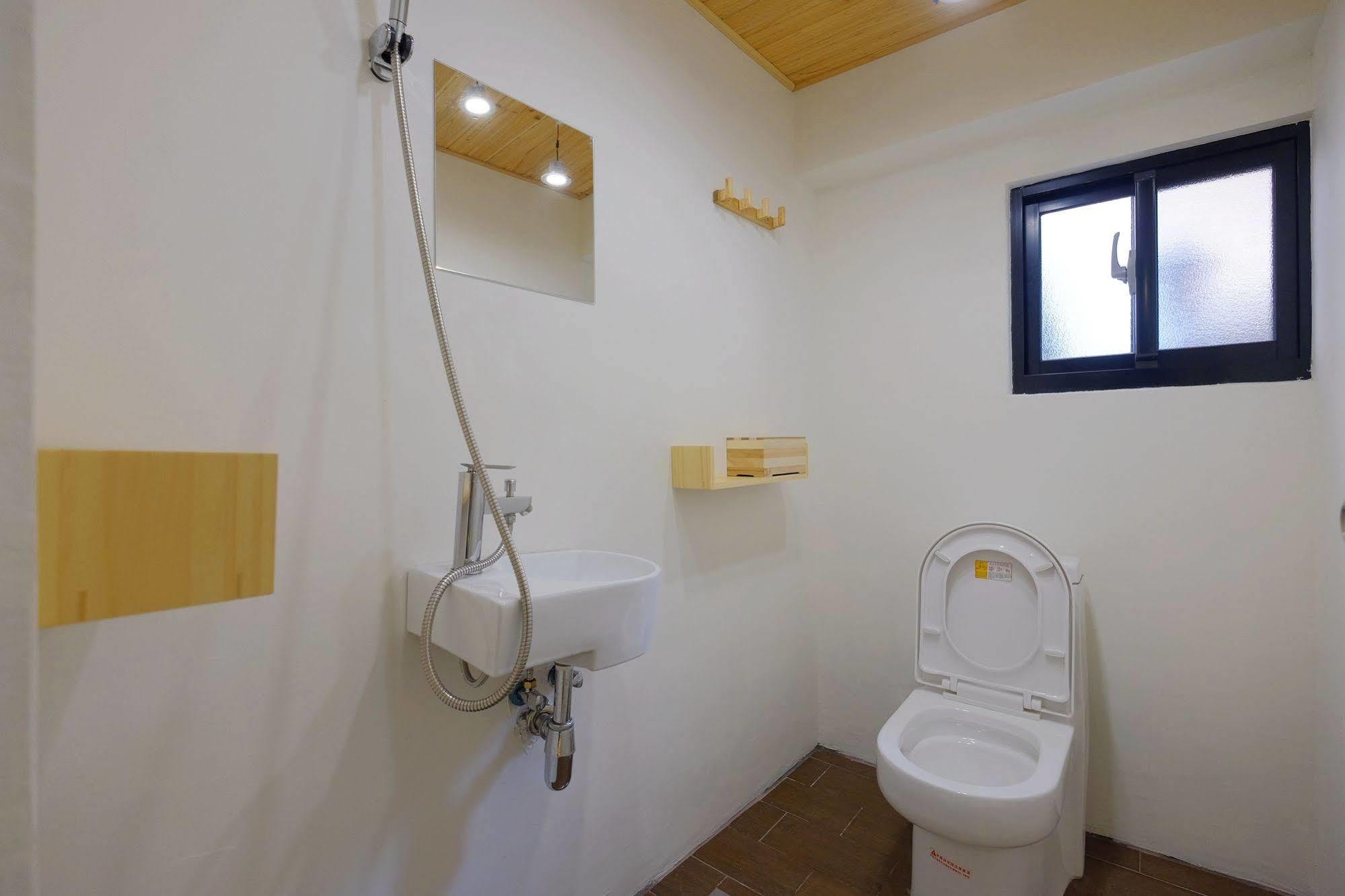 Leo Ho Hostel Tainan Zewnętrze zdjęcie